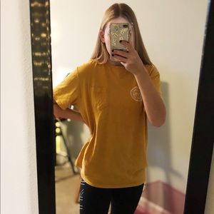 Men’s orange vans t-shirt